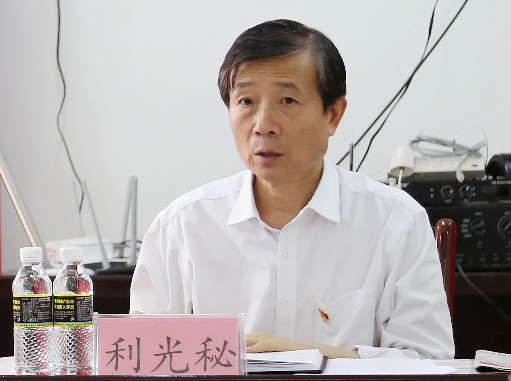 利光秘理事长深入扶贫联系点调研 强调勤劳是脱贫致富的金钥匙 通过教技术、抓产业增强贫困地区可持续发展后劲 利光秘理事长深入扶贫联系点调研 强调勤劳是脱贫致富的金钥匙 通过教技术、抓产业增强贫困地区可持续发展后劲