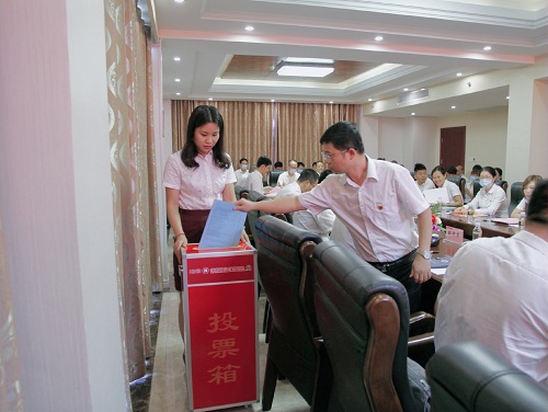 乐东联社召开2019年度领导班子 考核工作会议 乐东联社召开2019年度领导班子 考核工作会议