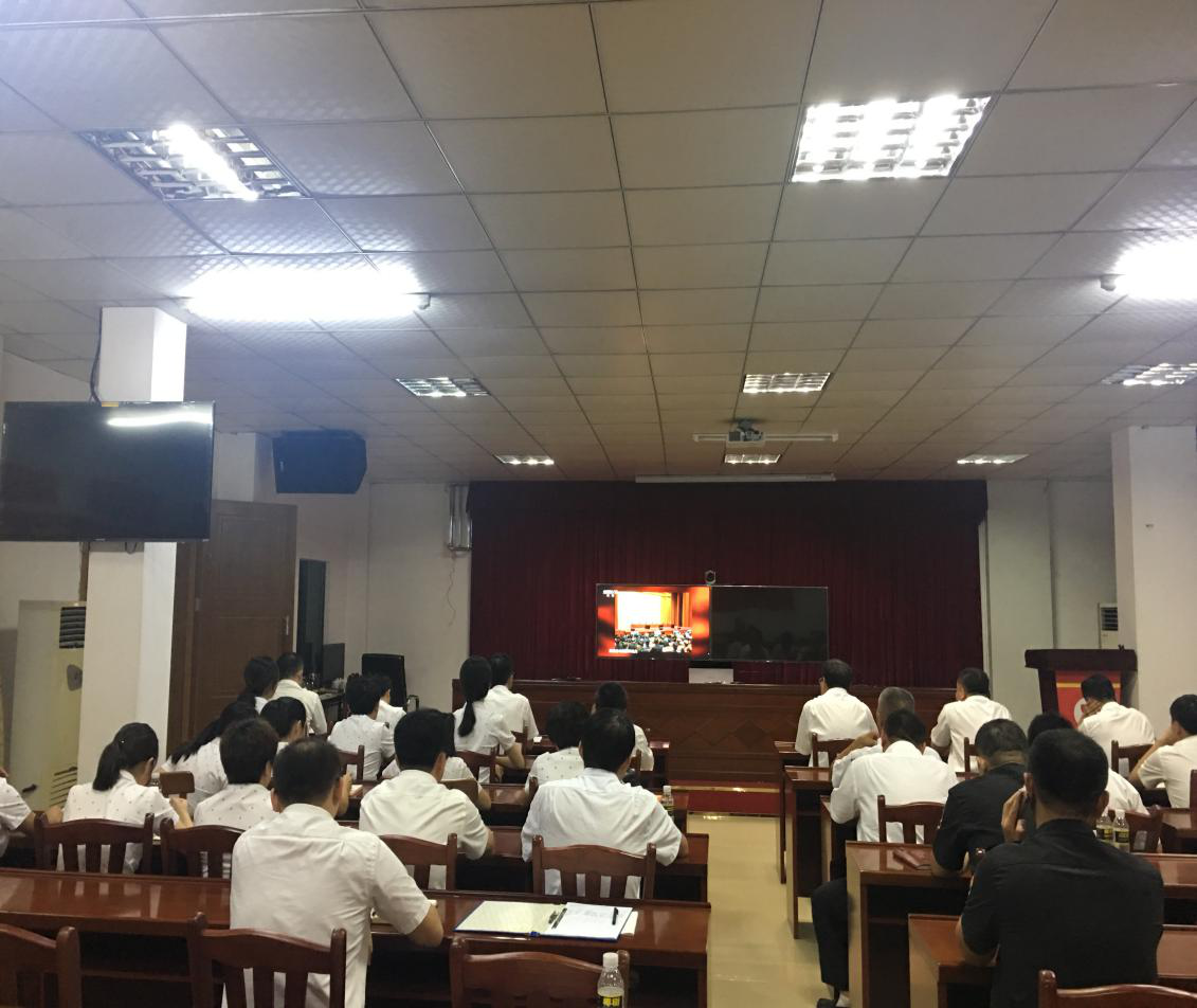 定安联社组织开展观看《榜样4》活动