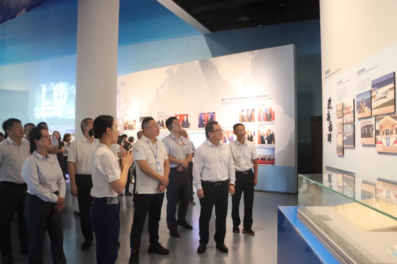 海南农商银行赴中国(海南)南海博物馆开展庆祝新中国成立75周年爱国主义教育活动 海南农商银行赴中国(海南)南海博物馆开展庆祝新中国成立75周年爱国主义教育活动