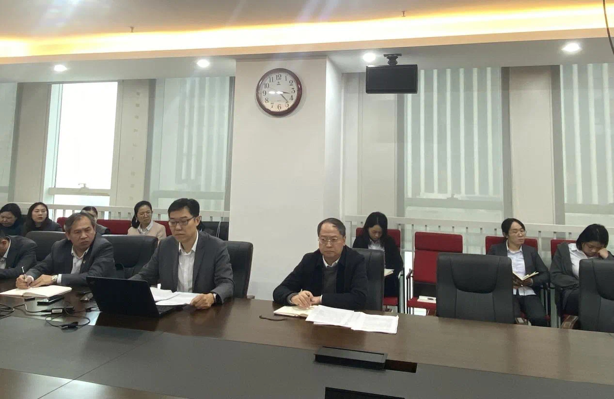 海南农商银行总行运营管理部党支部召开支部党员大会暨党建与业务融合发展交流会