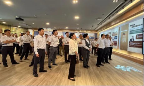 八项规定筑防线 正风肃纪促担当—海南农商银行定安支行与定安金融监管支局联合开展警示教育活动