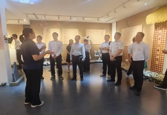 【党建共建】海南农商银行海口世贸支行党支部、大同支行党支部联合共建单位开展“追寻东坡家风文化 赓续传承清廉基因”主题党日活动 【党建共建】海南农商银行海口世贸支行党支部、大同支行党支部联合共建单位开展“追寻东坡家风文化 赓续传承清廉基因”主题党日活动