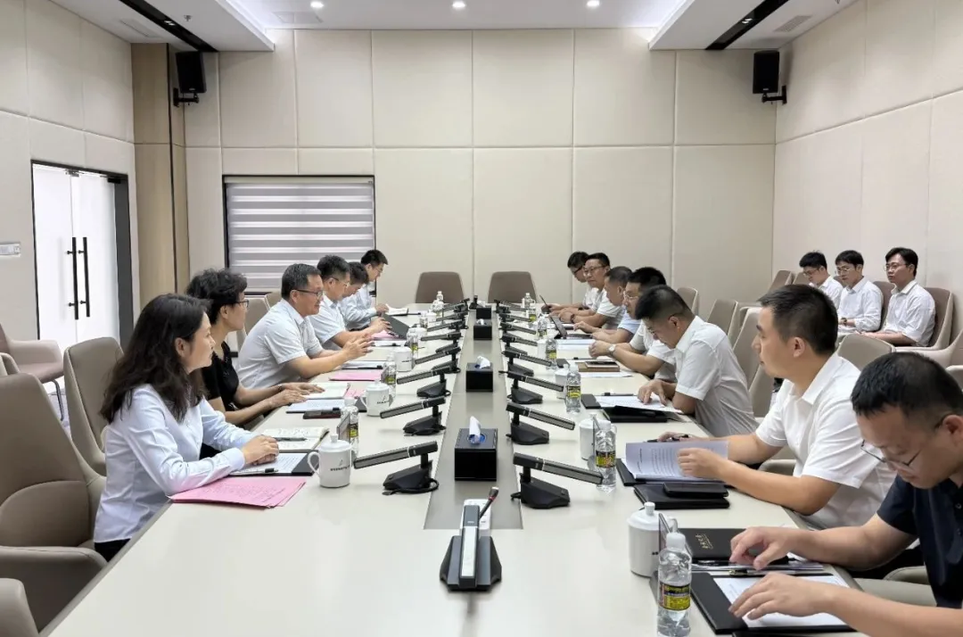 海南农商银行与中国电信海南分公司举行座谈