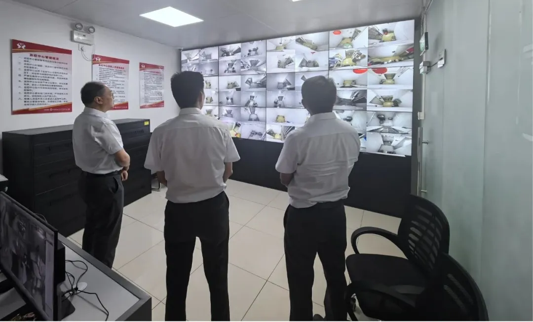 冯浩昆赴东方支行开展调研督导