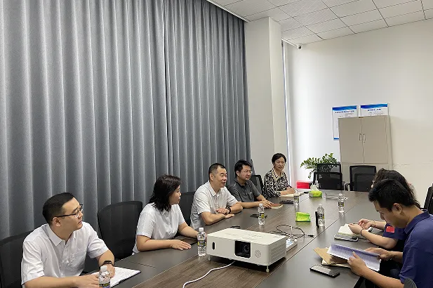 海南农商银行走访重点企业 精准滴灌金融活水