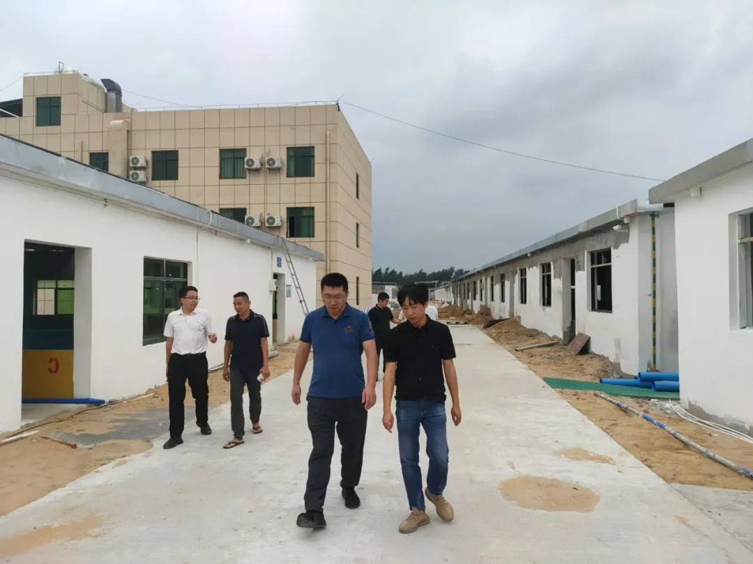 万宁支行多维进阶书写时代答卷