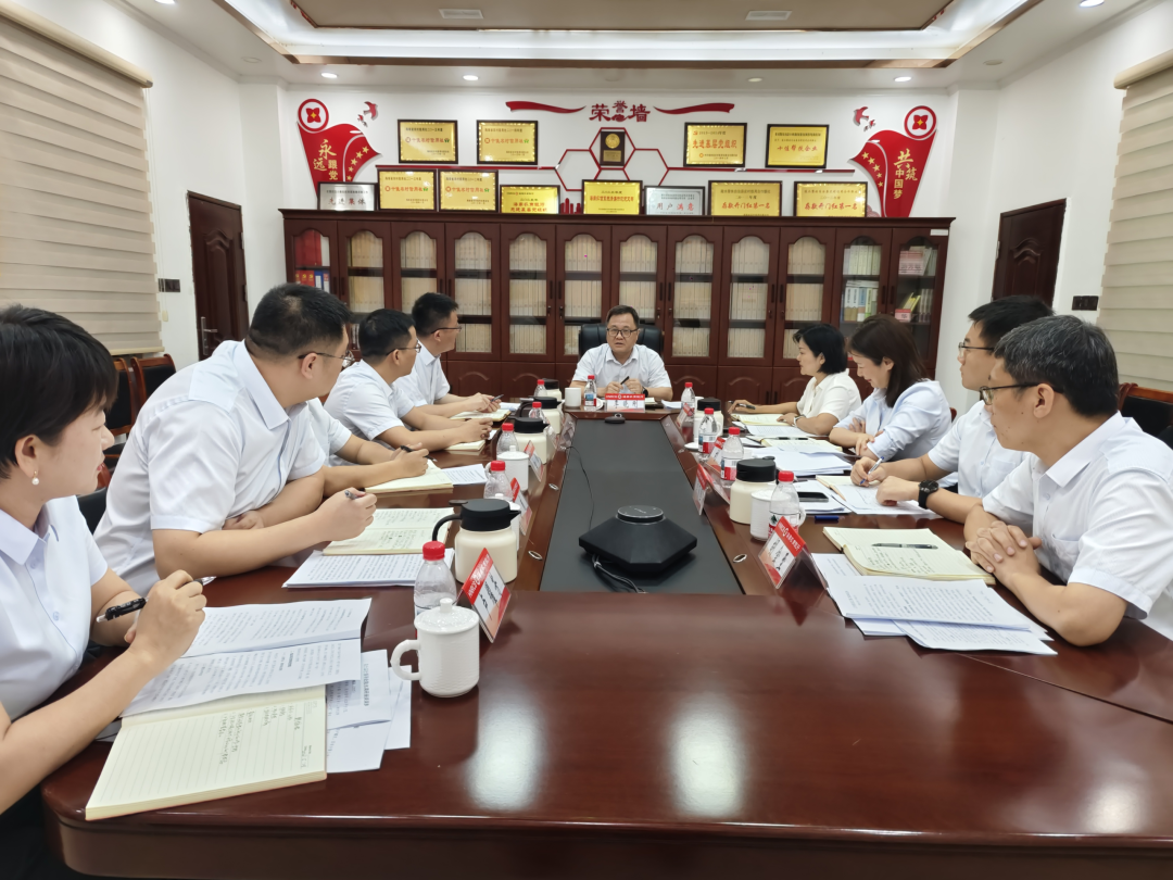 李晓刚到保亭支行、陵水支行调研