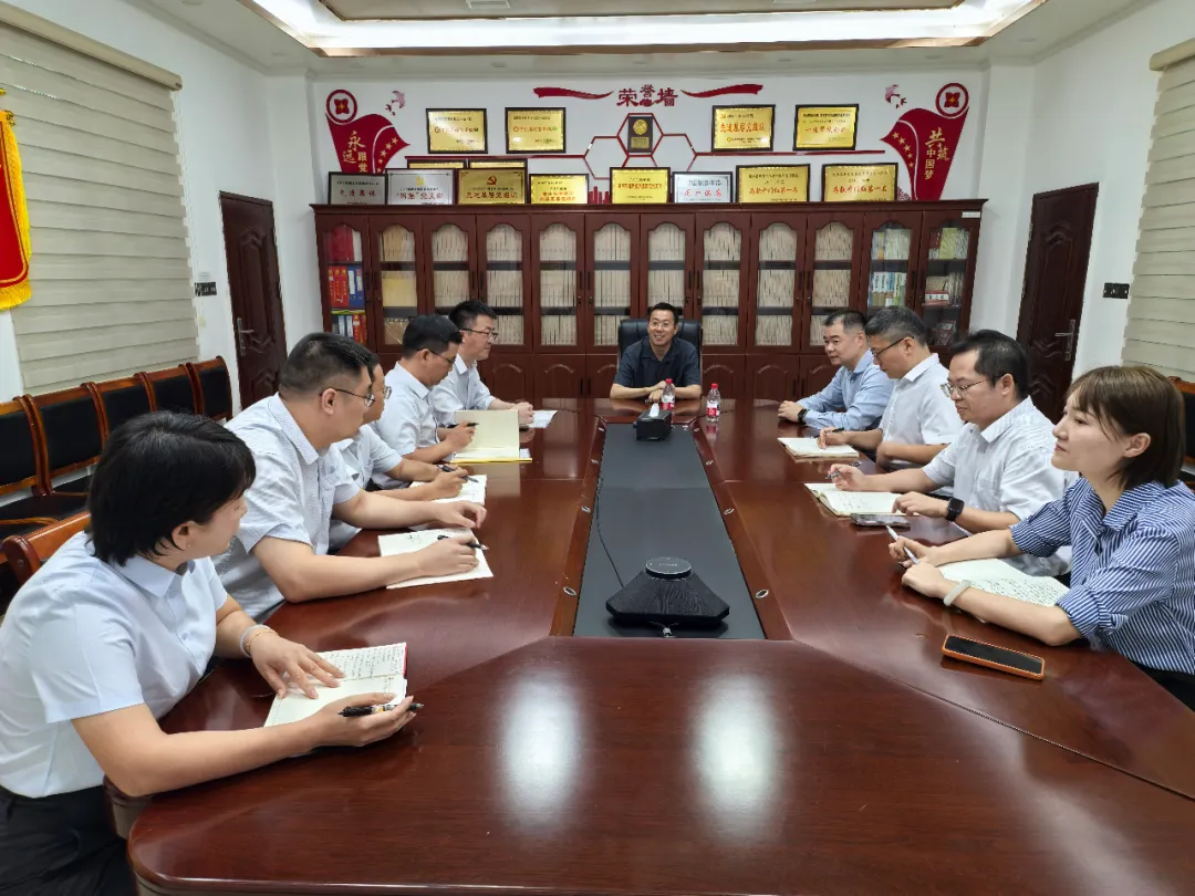陈维到陵水支行调研,深入一线走访客户,推动投放 陈维到陵水支行调研,深入一线走访客户,推动投放
